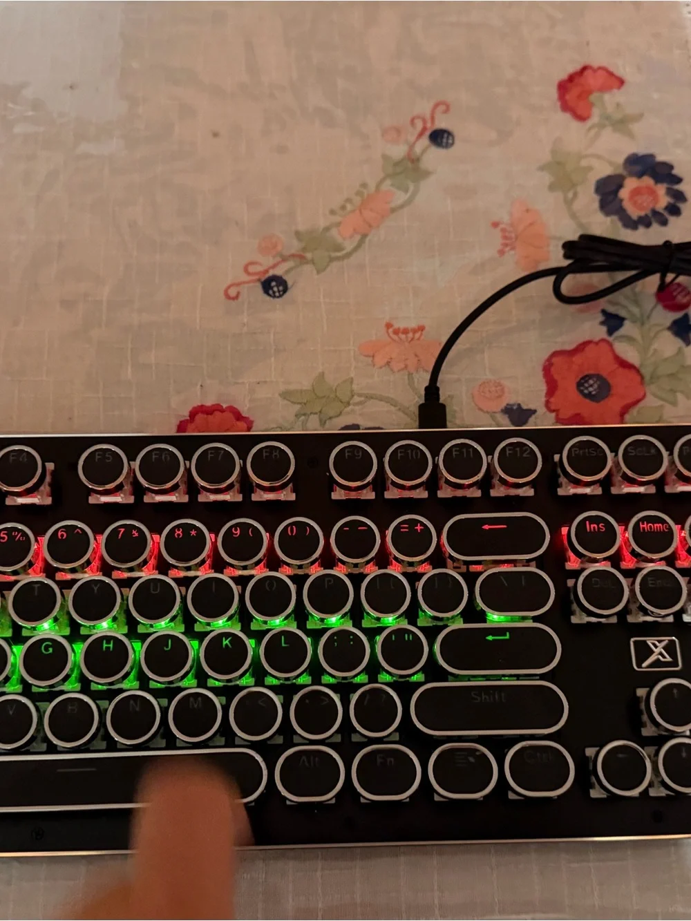 Black Retro Round-Key USB Keyboard - Compatible Wired Mechanical Style